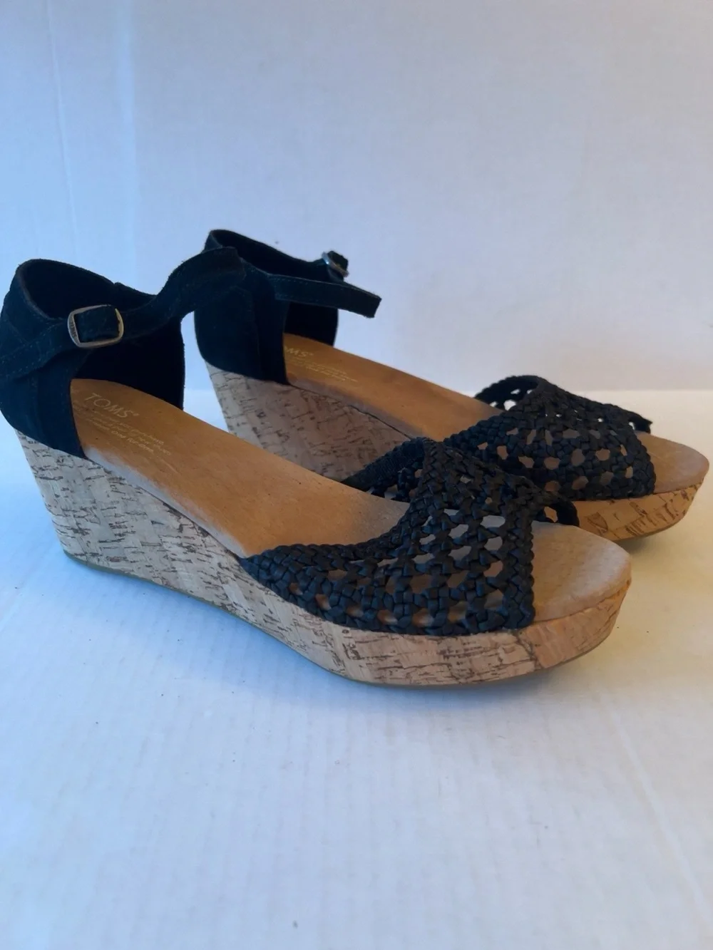 TOMS Black Suede Wedge Sandals Women’s 9.5 Braided Open Toe Cork Platform Ankle